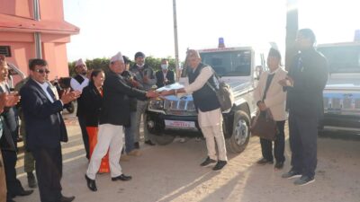 नगरद्वारा वडालाइ एम्बुलेन्स हस्तान्तरण , स्थानीय हर्षित