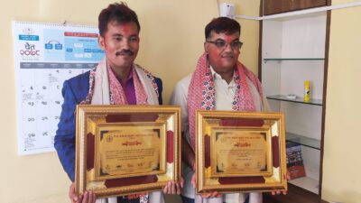 दुई पत्रकार सम्मानित