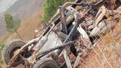 जीप दुर्घटनामा चालक ठहरै