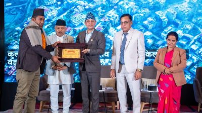 मन्थली नगरपालिका उत्कृष्ट नगरका रुपमा सम्मानित